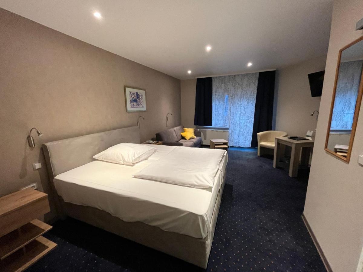 Hotel Aquarius 3*
